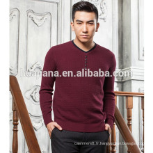 col fashion avec des boutons pull en cachemire pour homme